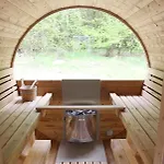 Thormarcon Am Plauer Fuer 20 Gaeste, Sauna, Pool