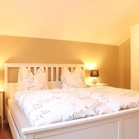 Thormarcon Am Plauer Fuer 18 Gaeste, Sauna, Pool Lenz