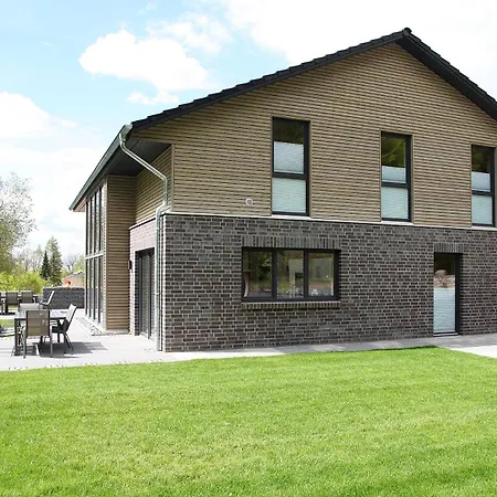 Thormarcon Am Plauer Fuer 18 Gaeste, Sauna, Pool Apartment Lenz
