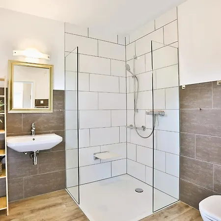 Thormarcon Am Plauer Fuer 20 Gaeste, Sauna, Pool Apartment *