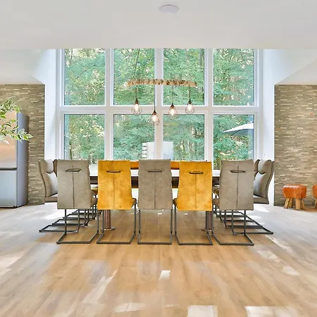 Villa Auszeit Am Plauer See Fuer 20 Gaeste, Sauna, Pool Lejlighed *
