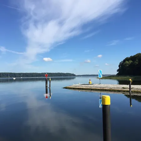 Villa Auszeit Am Plauer See Fuer 20 Gaeste, Sauna, Pool