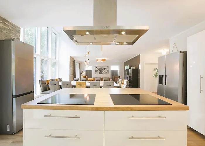 Thormarcon Am Plauer Fuer 20 Gaeste, Sauna, Pool Lenz