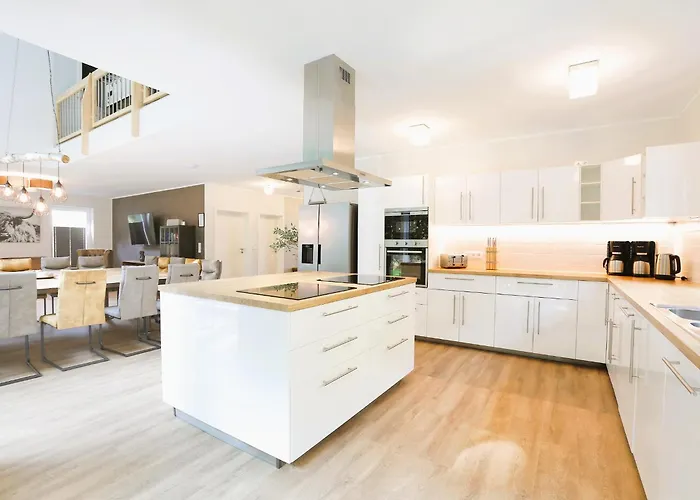 Thormarcon Am Plauer Fuer 20 Gaeste, Sauna, Pool * Lenz